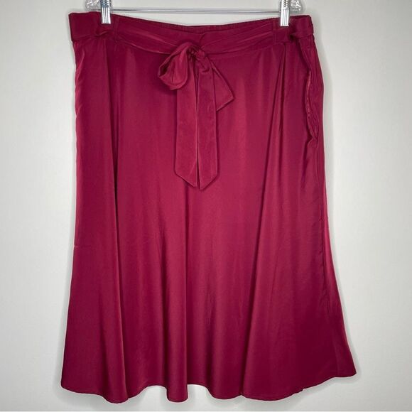 ModCloth On My Way A-Line Skirt Burgundy Bow Tie with pockets - Picture 2 of 9